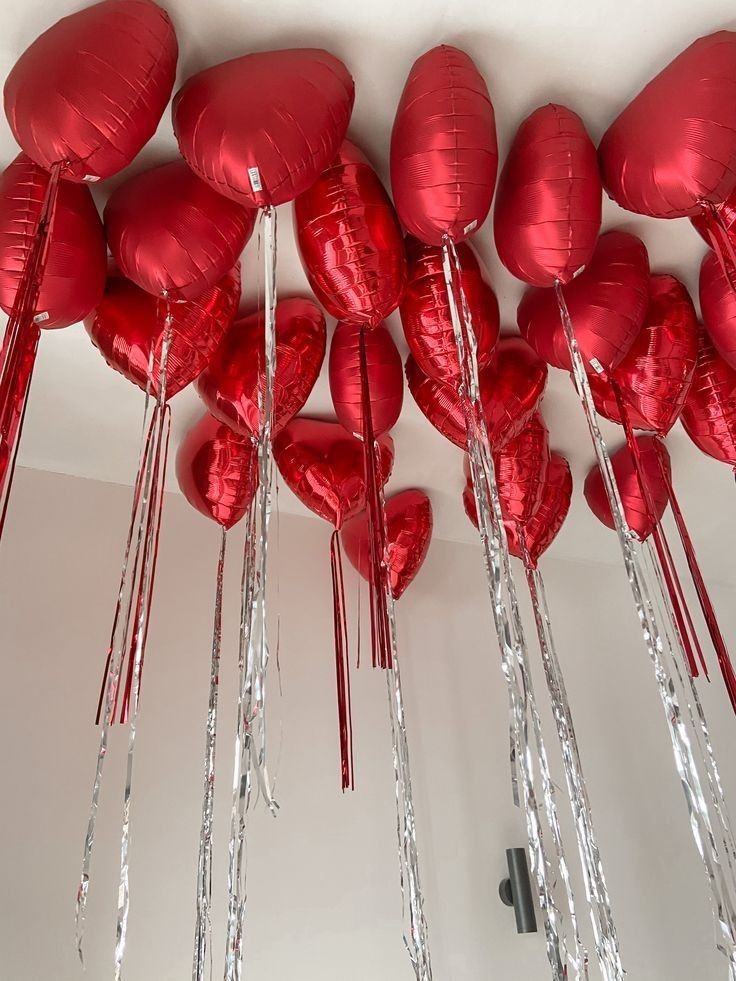 Heart foils with tassels