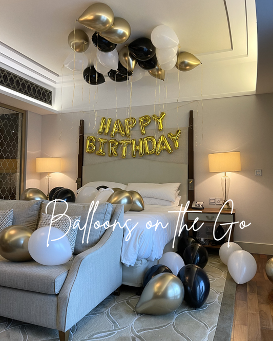Small Balloon Setup in White, Black and Gold!