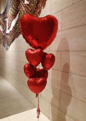Gaint Heart foil bouquet