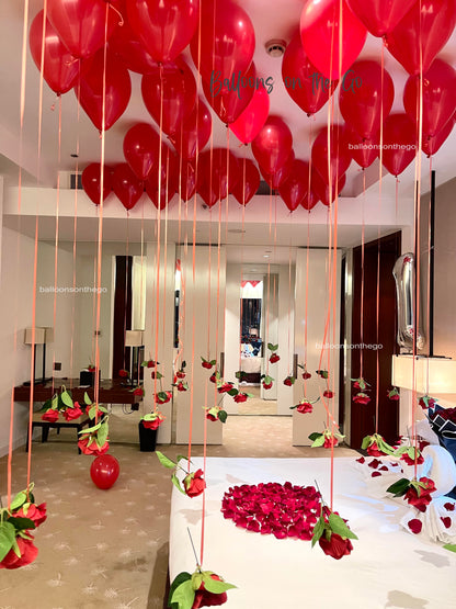Ceiling Balloons with Roses!