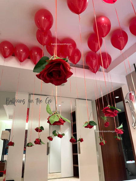 Ceiling Balloons with Roses!