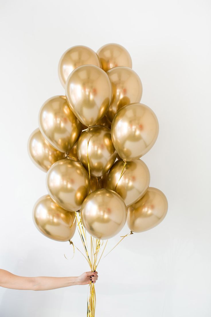 Pure Gold Balloon Bouquet