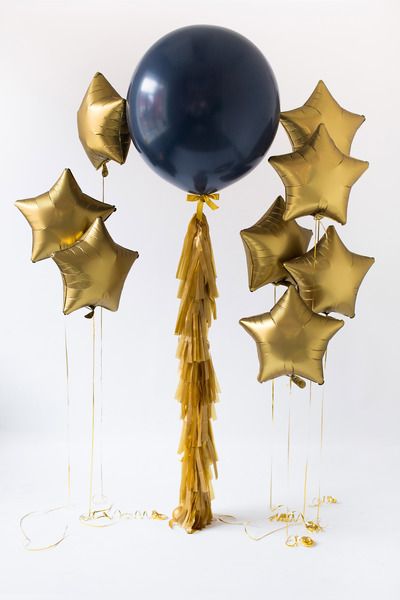 Giant Black and Classic Gold Balloon Bouquet